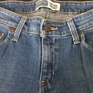 Levi Strauss low rise boot cut jeans size 10